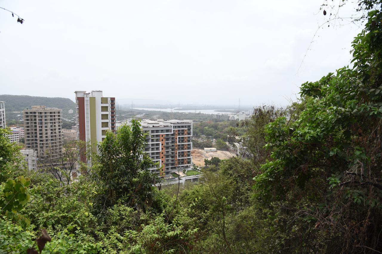 The Sky Inn Navi Mumbai Luaran gambar